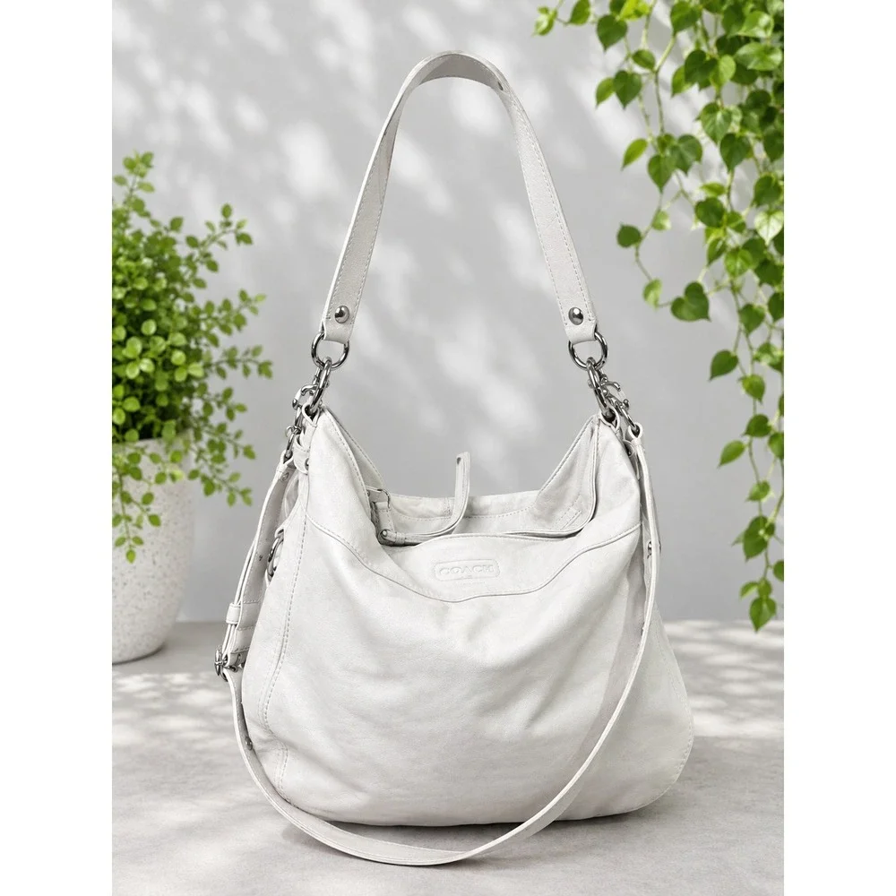 C217 Coach Zoe hobo/crossbody